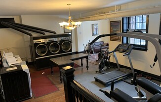 1020 West Ardmore Ave.