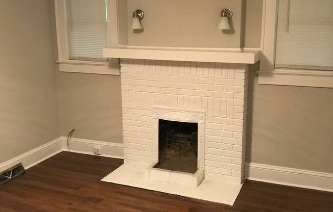 NoDa Bungalow For Immediate Lease