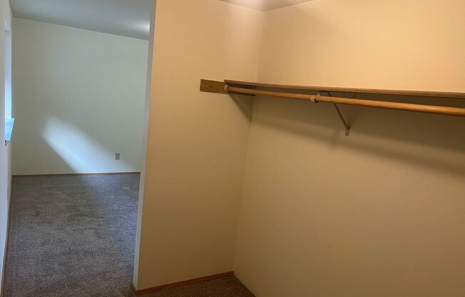 1 bed, 1 bath, 725 sqft, $1,125, Unit 3675D