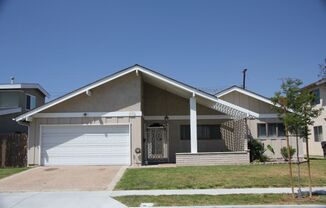 New on the Market 3 bedroom/2 baths in Huntington Beach!!