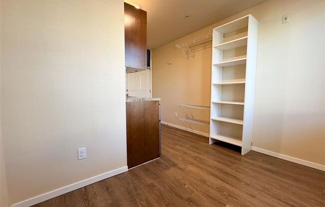 Studio, 1 bath, 154 sqft, $1,175, Unit 255