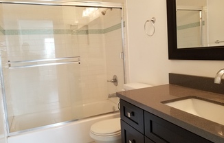 1 bed, 1 bath, 525 sqft, $1,750, Unit 12