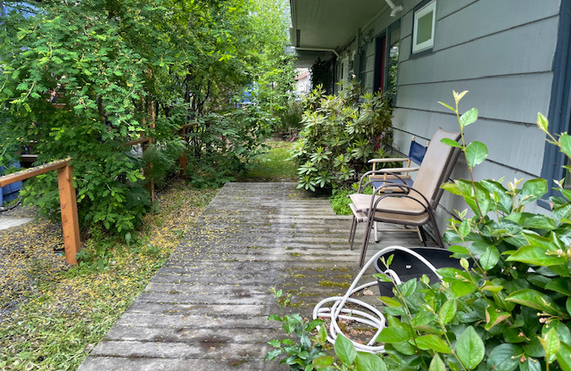 1236 G ST