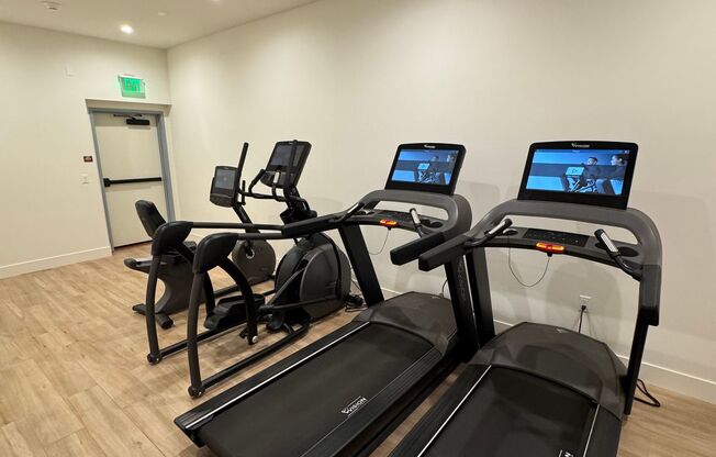 Welcome to Parkview Pasadena Apartments! Beautiful and newly constructed luxury apartments for rent! Now Leasing!