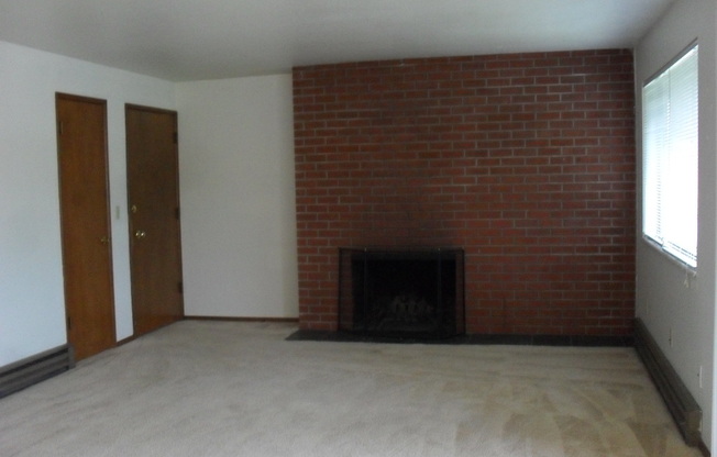 2 beds, 1 bath, 800 sqft, $1,825, Unit 306