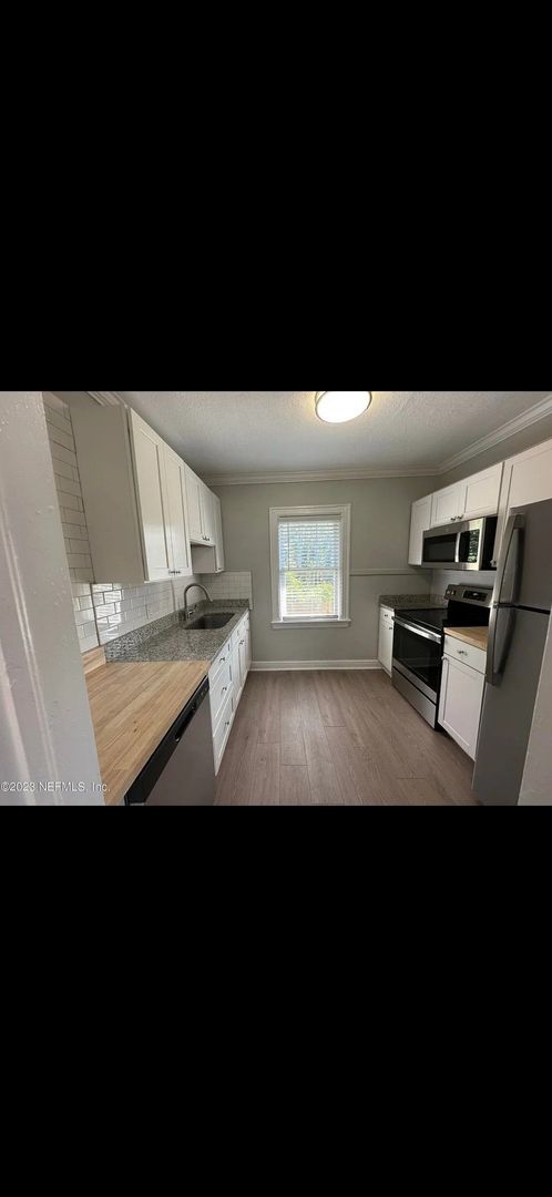 2 beds, 1 bath, 600 sqft, $1,395, Unit 1687 Fishweir Creek Lane