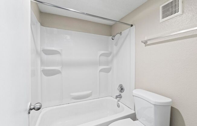 1 bed, 1 bath, 525 sqft, $1,149, Unit 108