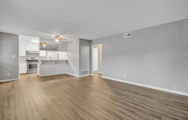 2 beds, 1 bath, $1,500, Unit #1