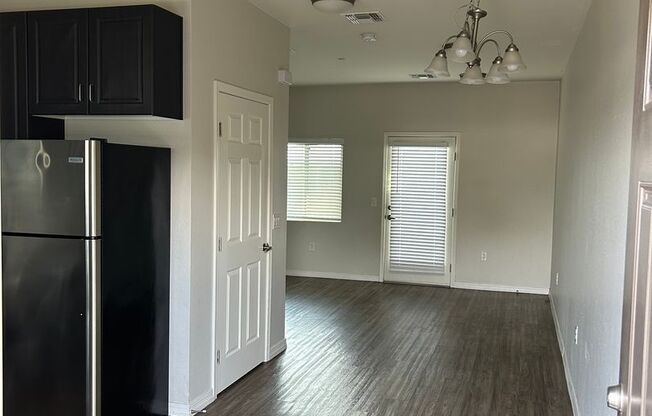 Macallister Apartments