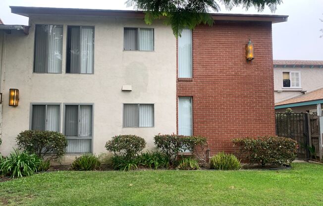 1 bed, 1 bath, $1,895, Unit 7