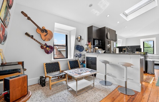 113 CHESTNUT AVE