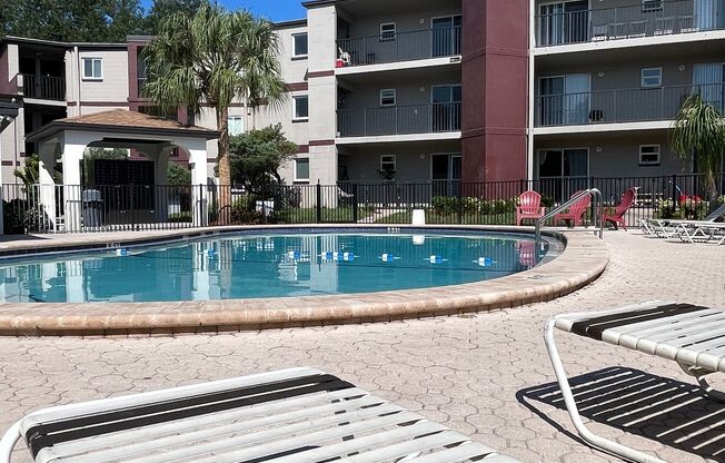 42nd Street Apartments
