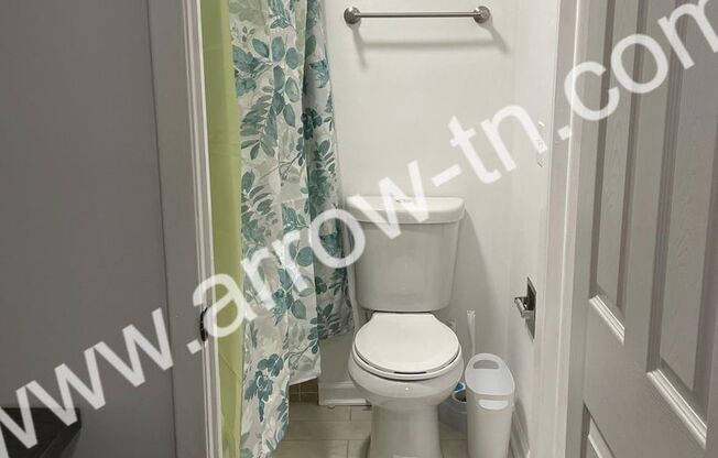 2 beds, 1 bath, $1,450, Unit # #C 39
