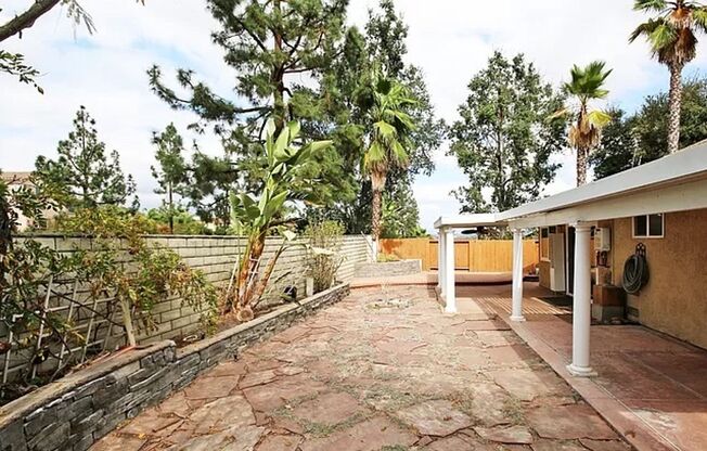 Cute 4 Bedroom House Located in the Heart of Rancho Bernardo!