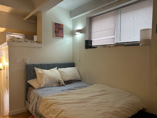 1 bed, 1 bath, $2,700, Unit 332