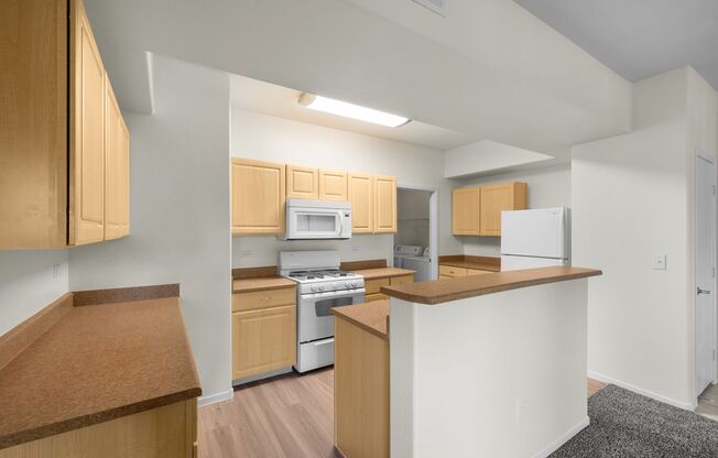 2 beds, 2 baths, $1,425, Unit # 2057