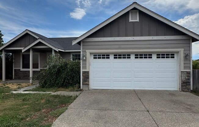 Spacious 4-Bedroom Home for Lease in Cul-de-Sac