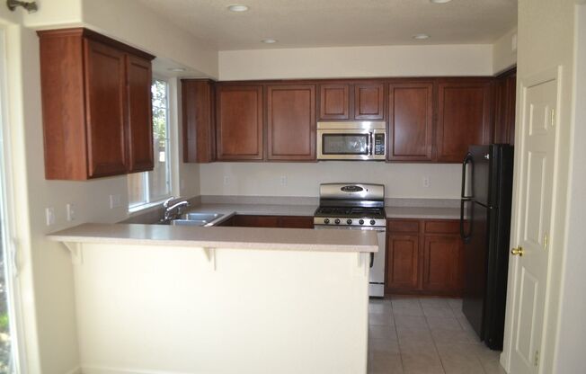 4 beds, 2.5 baths, $2,299