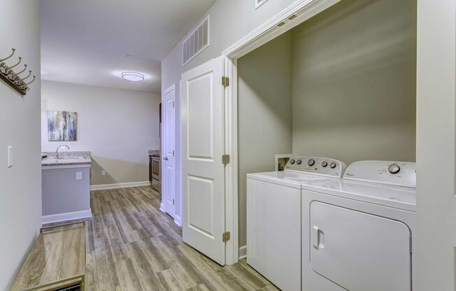 Whetstone Flats Apartments in Nashville, TN