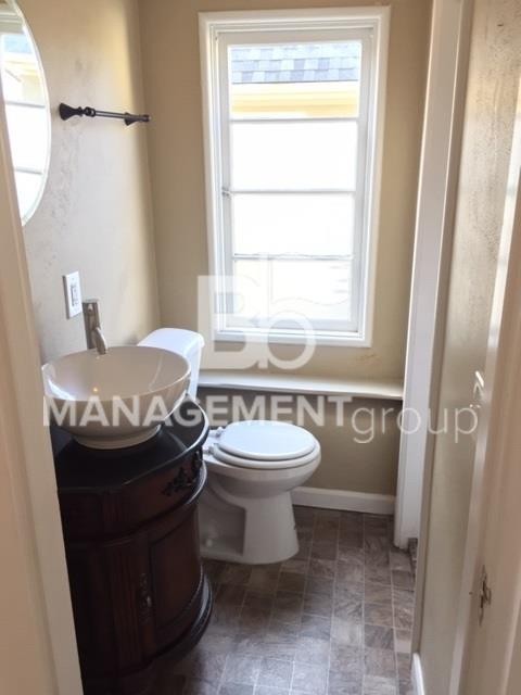 2 beds, 2 baths, $3,150