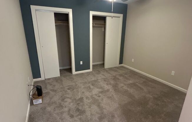 Studio, 1 bath, 500 sqft, $995, Unit 19