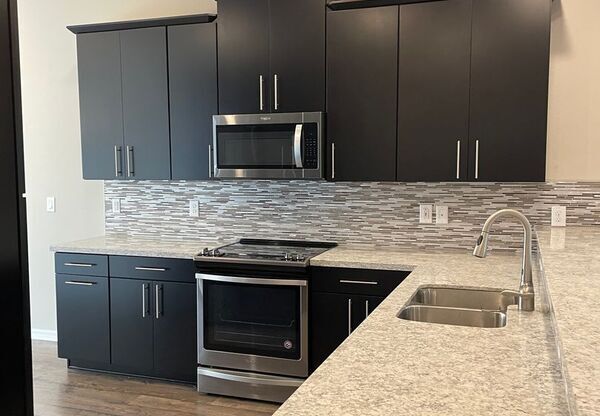 2609 AMATI DR