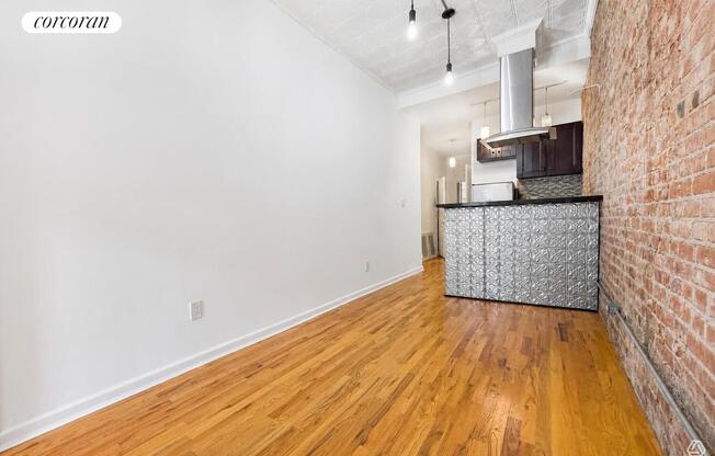 179 IRVING AVE