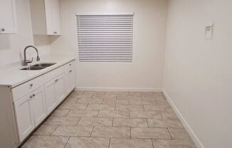 2 beds, 1 bath, $2,250, Unit 12700-6