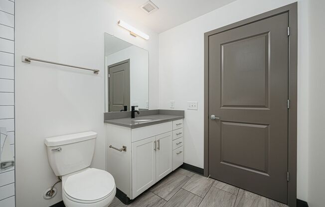 Studio, 1 bath, $1,195, Unit 304