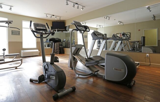 1 bed, 1 bath, 648 sqft, $1,499, Unit 324