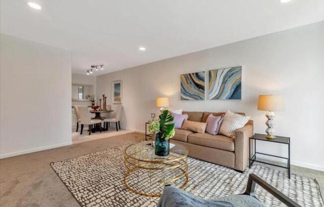 1720 Halford Ave 321