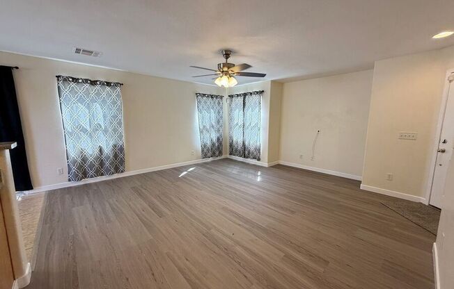 1072 VALETTA FLT AVE