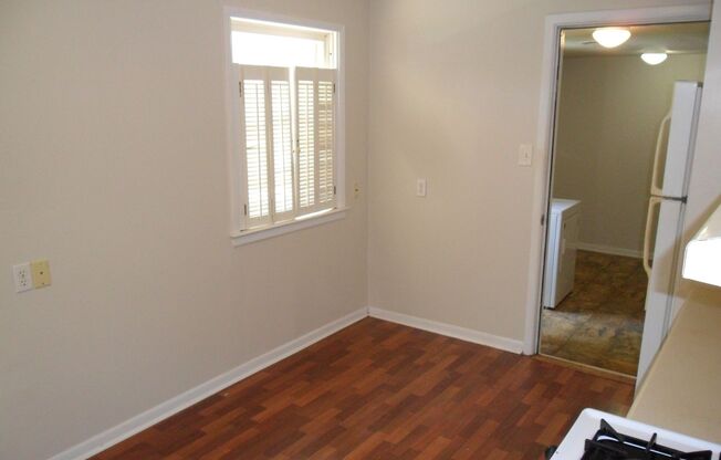 3 beds, 1 bath, $1,350