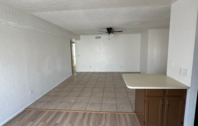 2 beds, 2 baths, $1,150, Unit #201