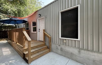 1033 RIVAS ST