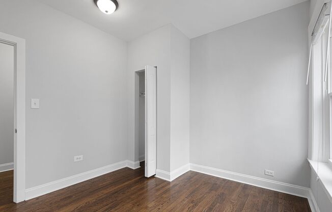 2 beds, 1 bath, 700 sqft, $2,450, Unit 1100-1st Floor