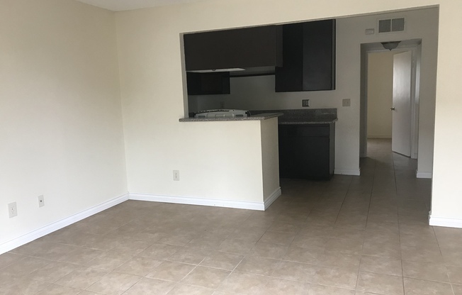 1 bed, 1 bath, 600 sqft, $1,350, Unit 6