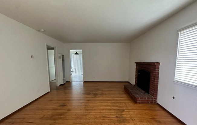 Coastal Living 3 bedroom home in the heart of Rio Del Mar in Aptos!
