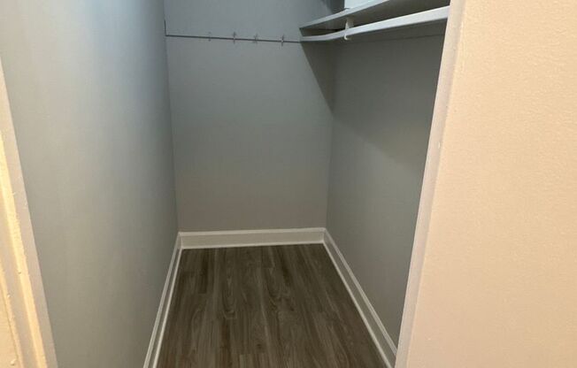 3 beds, 2 baths, 1,300 sqft, $2,400, Unit 3335 #102