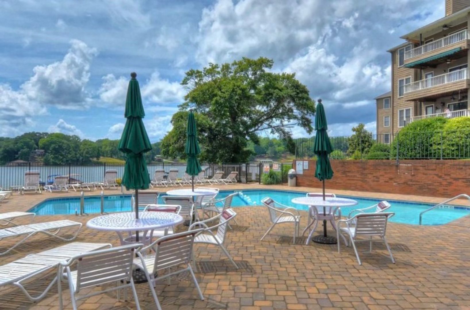 Beautiful waterfront condo on Lake Wylie!