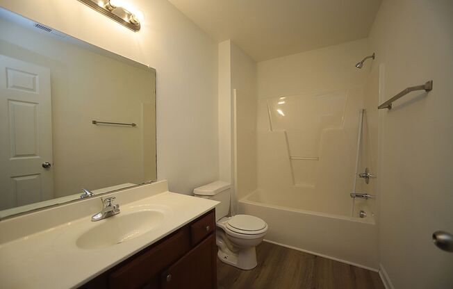 3 beds, 2.5 baths, $1,745, Unit Unit 26