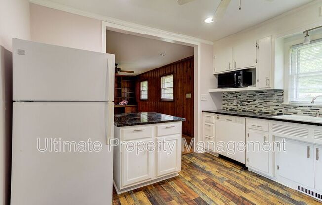 317 JOHNSTON DR