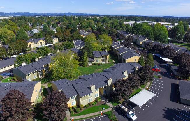 Commons at Hawthorn Village Apartments Orenco Station