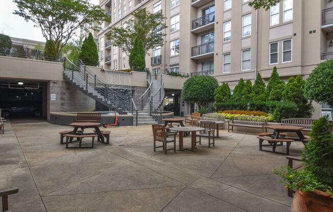 1 bed, 1 bath, $1,600, Unit # 536