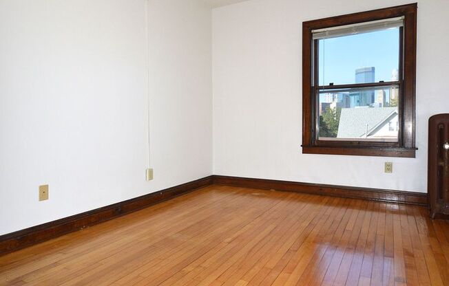 1 bed, 1 bath, 410 sqft, $955, Unit 19 - 301