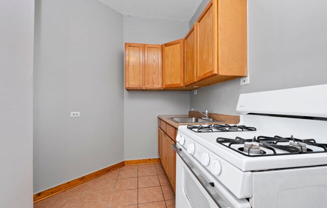 Studio, 1 bath, 300 sqft, $915, Unit 6314-413