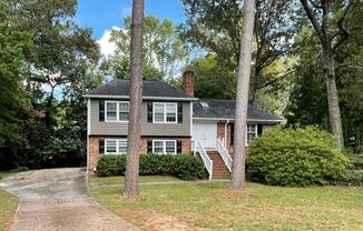 1304 LENNOX PL