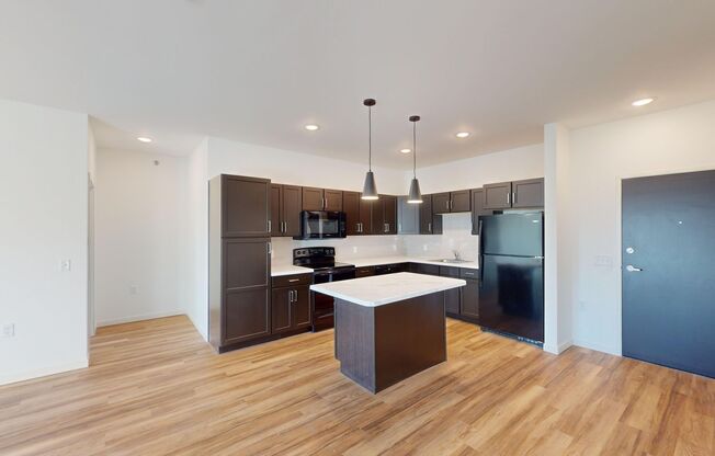 2 beds, 2 baths, 1,151 sqft, $1,505, Unit 7950-2201