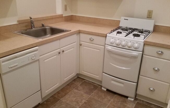 Roxbury Apartments