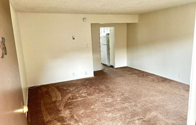 Studio, 1 bath, $1,425, Unit 38